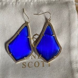 EUC Kendra Scott Alexandria ( large size) in cobalt cats eye set in gold. ⚡️